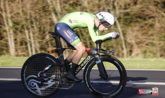 Ayuso nahm erstmals an der Grand Tour teil und erreichte mit dem dritten Platz in der Gesamtwertung das Podium